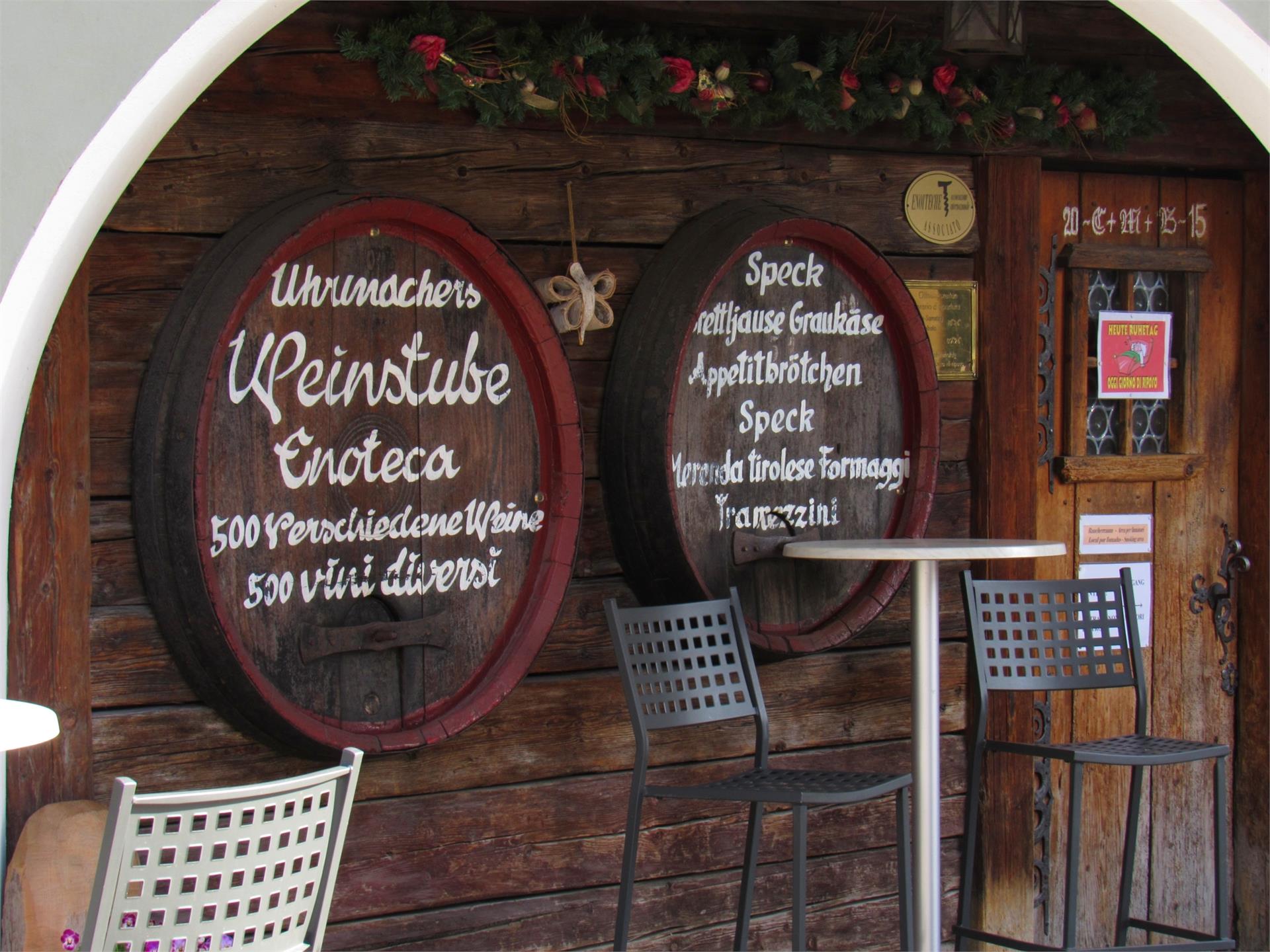 Wine Shop Uhrmacher's Weinstube Innichen/San Candido 2 suedtirol.info