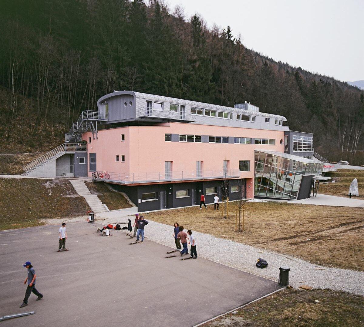 UFO Youth Center in Brunico Bruneck/Brunico 4 suedtirol.info