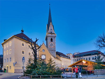 Ursulinenkirche Bruneck 2 suedtirol.info