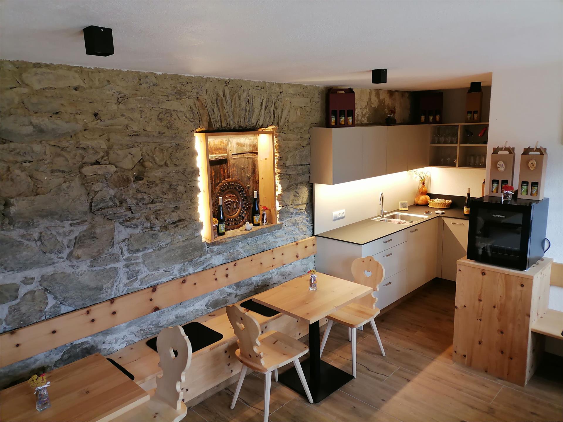 Weingut Oberschlossbauer Juval Kastelbell-Tschars 7 suedtirol.info