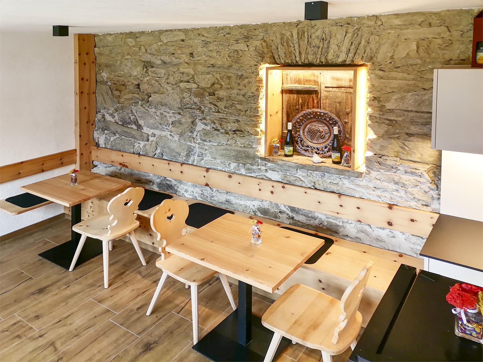 Weingut Oberschlossbauer Juval Kastelbell-Tschars 6 suedtirol.info