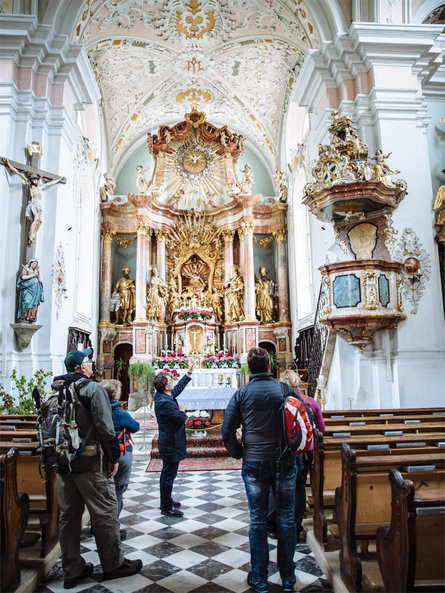 Wallfahrtskirche "Zu den Sieben Schmerzen Mariens" in Riffian Riffian 2 suedtirol.info